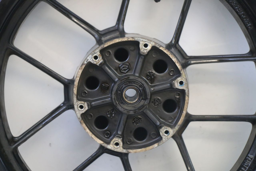 photo de FRONT RIM AND TIRE PIAGGIO NEW TYPHOON 50 (2018 - 2021) - Markings and original references