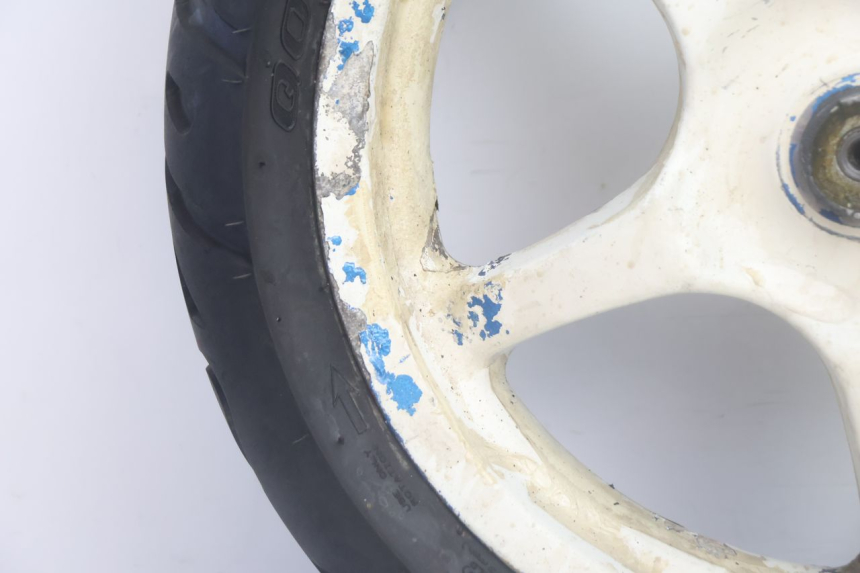 photo de FRONT RIM AND TIRE MBK NITRO 50 (2004 - 2008) - Fixing points details