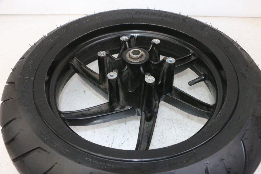 photo de FRONT RIM AND TIRE PIAGGIO NRG POWER PUREJET 50 (2018 - 2021) - Additional view of the item