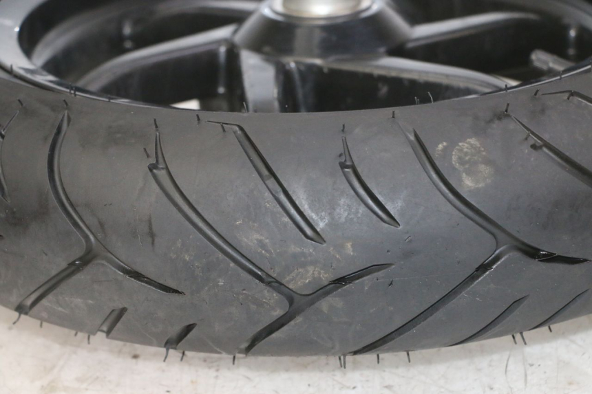 photo de FRONT RIM AND TIRE PIAGGIO NRG POWER PUREJET 50 (2018 - 2021) - Zoom on usage condition