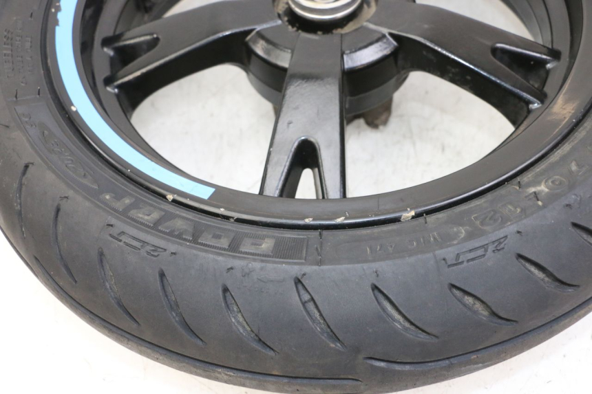 photo de FRONT RIM AND TIRE PEUGEOT KISBEE 4T 50 (2018 - 2022) - Alternative perspective