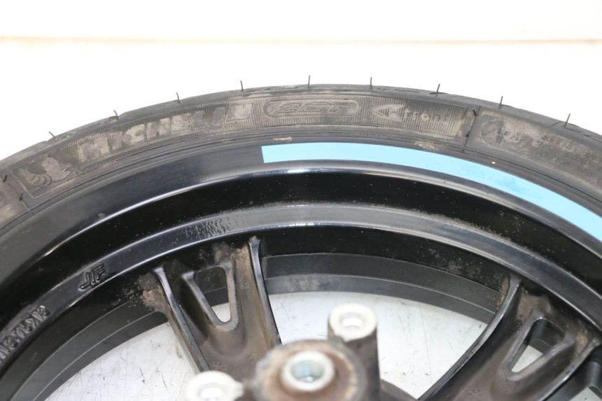 photo de FRONT RIM AND TIRE PEUGEOT KISBEE 4T 50 (2018 - 2022) - Product overview