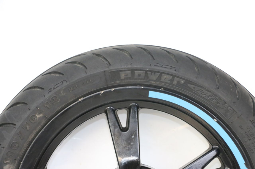 photo de FRONT RIM AND TIRE PEUGEOT KISBEE 4T 50 (2018 - 2022) - Checked used part