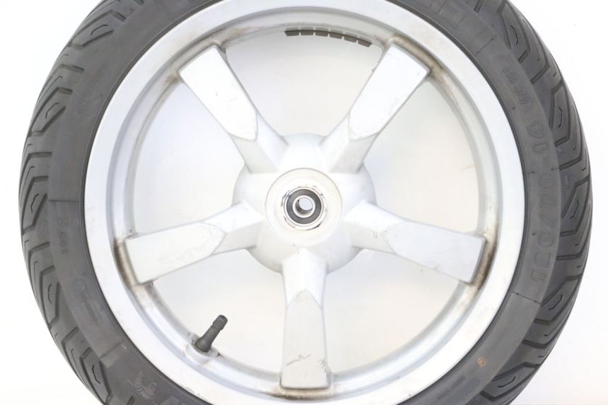 photo de FRONT RIM AND TIRE PEUGEOT SATELIS 125 (2013 - 2018) - Distinctive features