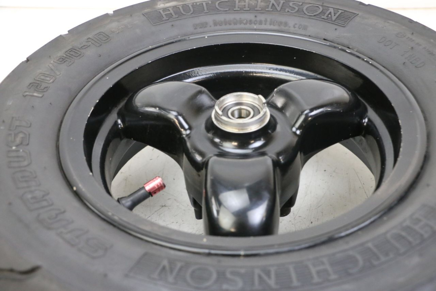 photo de FRONT RIM AND TIRE PEUGEOT TKR TREKKER FURIOUS 50 (2005 - 2014) - Alternative perspective