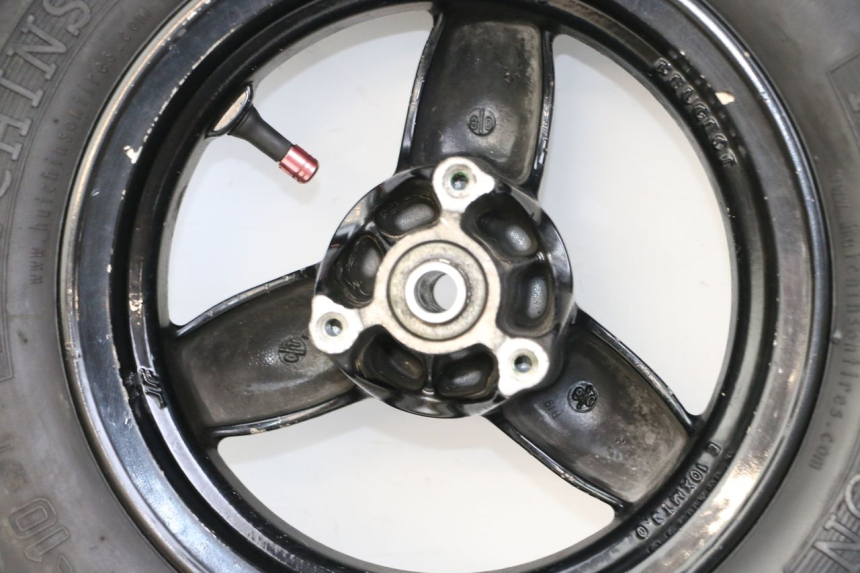 photo de FRONT RIM AND TIRE PEUGEOT TKR TREKKER FURIOUS 50 (2005 - 2014) - Technical close-up