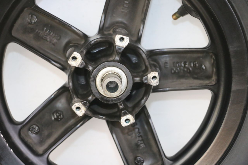 photo de FRONT RIM AND TIRE PIAGGIO ZIP 4T 50 (2018 - 2020) - Markings and original references