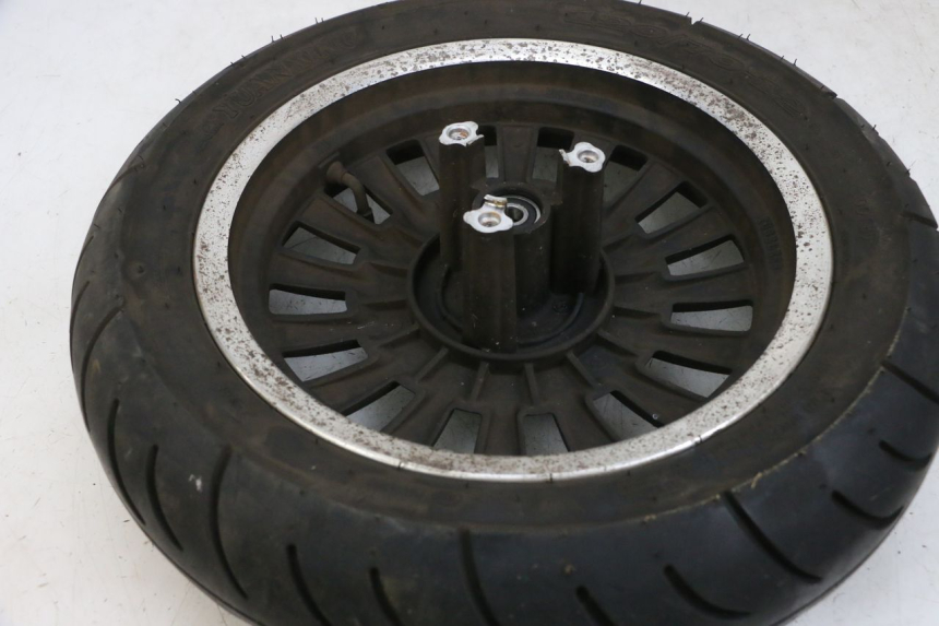 photo de FRONT RIM AND TIRE EFUN PUSA 1 - Zoom on usage condition