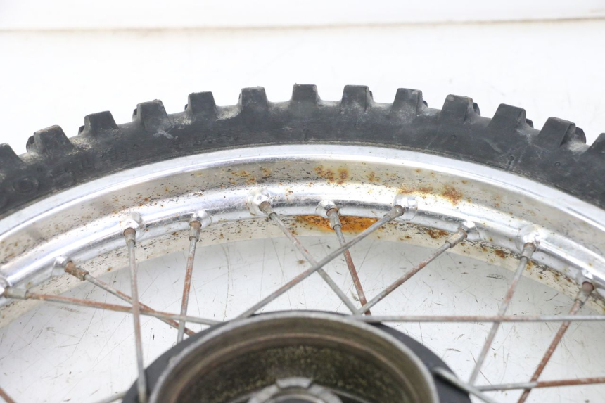 photo de FRONT RIM AND TIRE YAMAHA PW 80 (1983 - 2014) - Alternative perspective