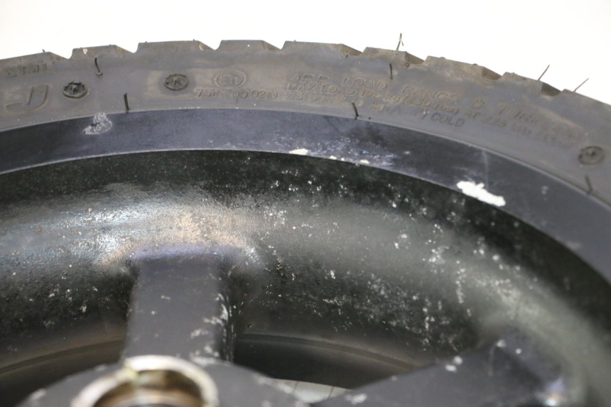 photo de FRONT RIM AND TIRE RIDE RACE GT 2T 50 (2012 - 2017) - Zoom on usage condition