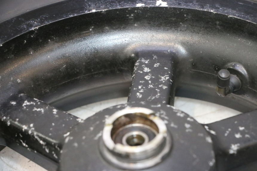 photo de FRONT RIM AND TIRE RIDE RACE GT 2T 50 (2012 - 2017) - Alternative perspective