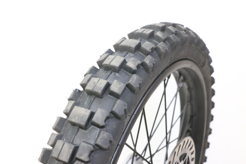 photo de FRONT RIM AND TIRE APOLLO RFZ 150 - Component zoom