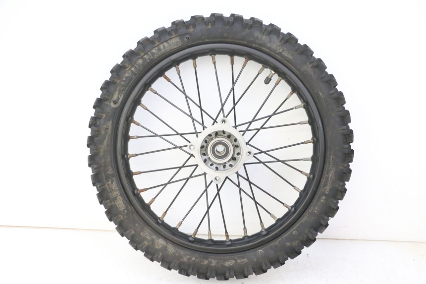 photo de FRONT RIM AND TIRE APOLLO RFZ 125 - Component detail