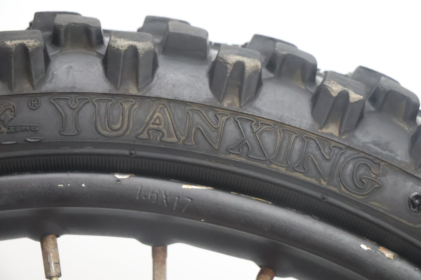photo de FRONT RIM AND TIRE APOLLO RFZ 125 - Detailed visual inspection