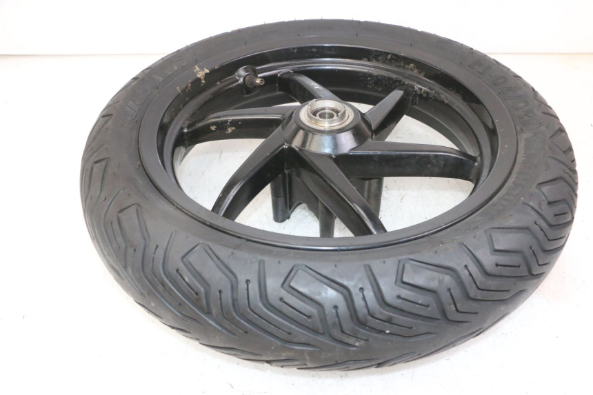 photo de FRONT RIM AND TIRE GILERA RUNNER SL 50 (2006 - 2009) - Zoom on usage condition