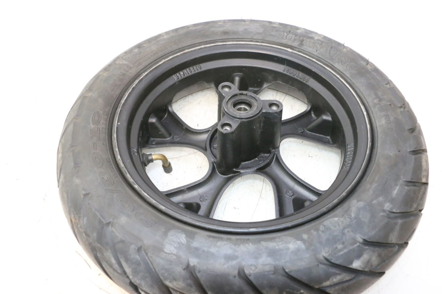 photo de FRONT RIM AND TIRE BAIKU SAKURA 1 (2021 - 2025) - Zoom on usage condition