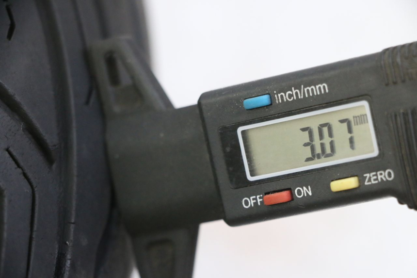 photo de FRONT RIM AND TIRE PEUGEOT SATELIS 125 (2013 - 2018) - Component detail