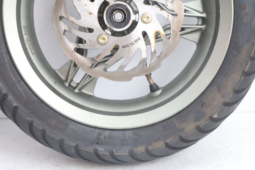 photo de FRONT RIM AND TIRE RIDE SLASH 2T 50 (2012 - 2014) - Zoom on usage condition