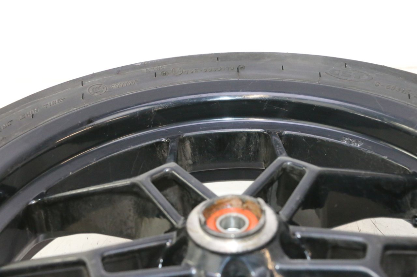 photo de FRONT RIM AND TIRE APRILIA SR 2T 50 (2012 - 2017) - Fixing points details