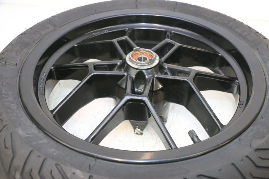 photo de FRONT RIM AND TIRE APRILIA SR MOTARD 50 (2012 - 2018) - Product overview