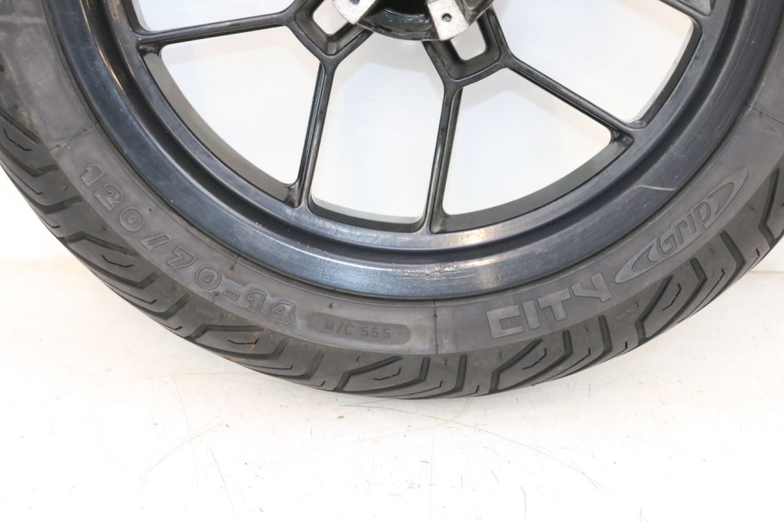 photo de FRONT RIM AND TIRE APRILIA SR MOTARD 50 (2012 - 2018) - Checked used part