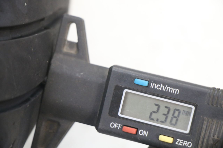 photo de FRONT RIM AND TIRE SUZUKI GSF S BANDIT 600 (2000 - 2004) - Detailed visual inspection