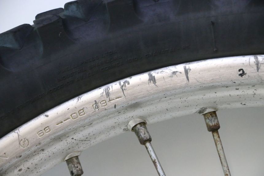 photo de FRONT RIM AND TIRE HUSABERG TE 250 (2011 - 2014) - Technical close-up