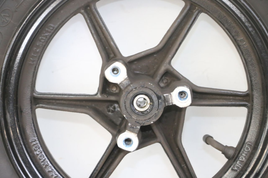 photo de FRONT RIM AND TIRE TNT MOTOR ROMA 10' 4T 50 (2019 - 2022) - Checked used part