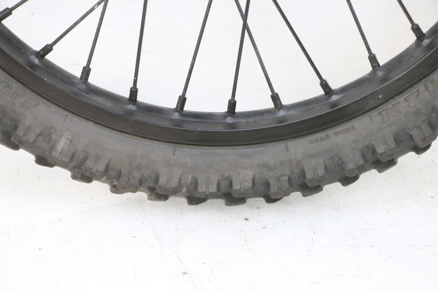 photo de FRONT RIM AND TIRE YAMAHA TTR 125 (2000 - 2020) - Distinctive features