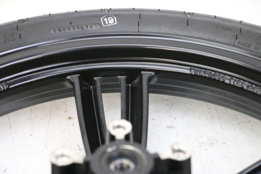 photo de FRONT RIM AND TIRE PEUGEOT TWEET 4T 50 (2023 - 2025) - Fixing points details