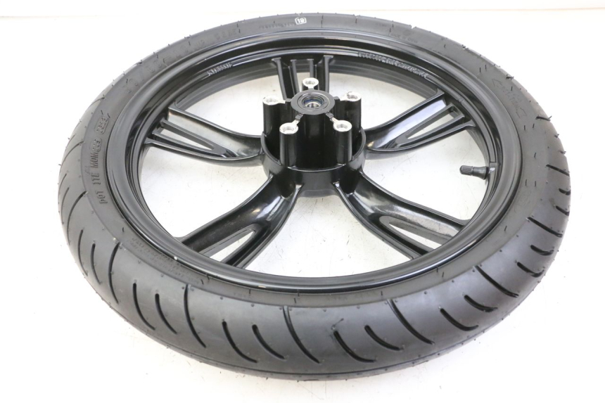 photo de FRONT RIM AND TIRE PEUGEOT TWEET 4T 50 (2023 - 2025) - Surface and material condition