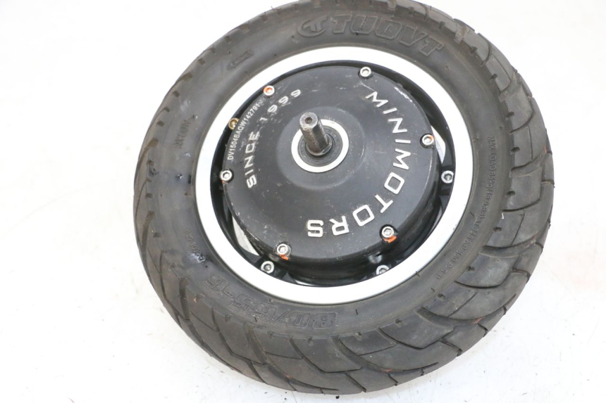 photo de FRONT RIM AND TIRE DUALTRON VICTOR LIMITED 1 - Product overview