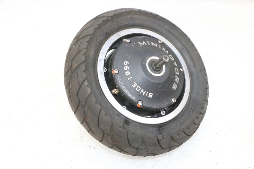photo de FRONT RIM AND TIRE DUALTRON VICTOR LIMITED 1 - Fixing points details