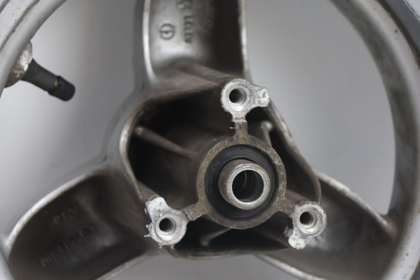 photo de FRONT RIM AND TIRE PEUGEOT VIVACITY 50 (1998 - 2003) - Checked used part