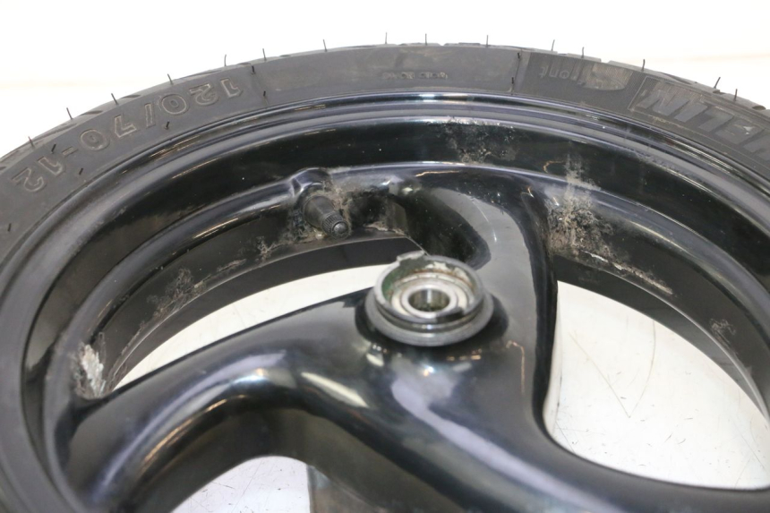 photo de FRONT RIM AND TIRE PEUGEOT VIVACITY 50 (1998 - 2003) - Surface and material condition