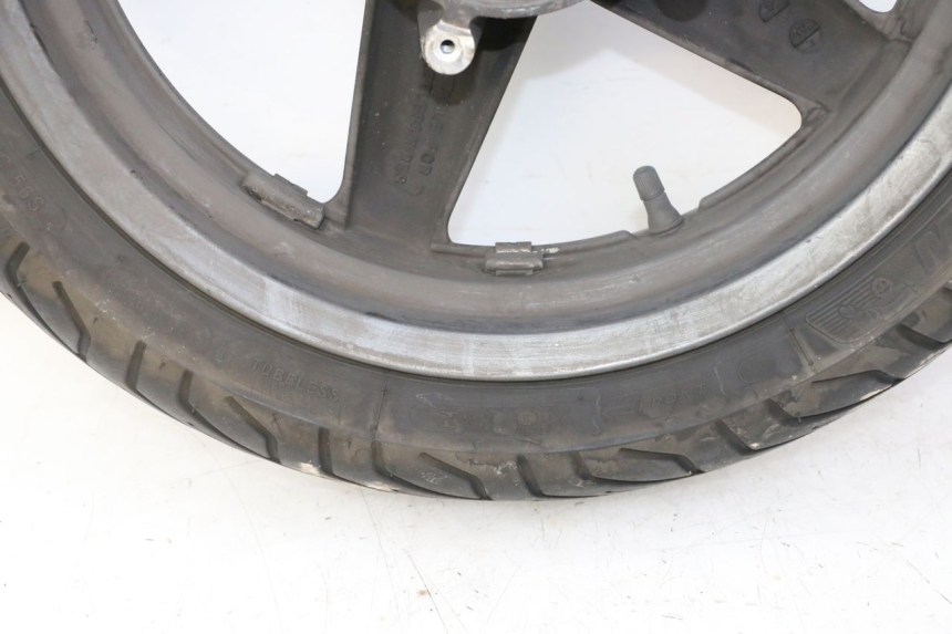 photo de FRONT RIM AND TIRE YAMAHA X-MAX XMAX 125 (2010 - 2013) - Product overview