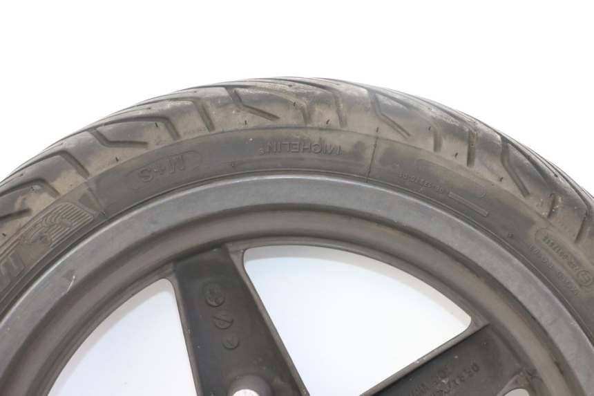 photo de FRONT RIM AND TIRE YAMAHA X-MAX XMAX 125 (2010 - 2013) - Fixing points details