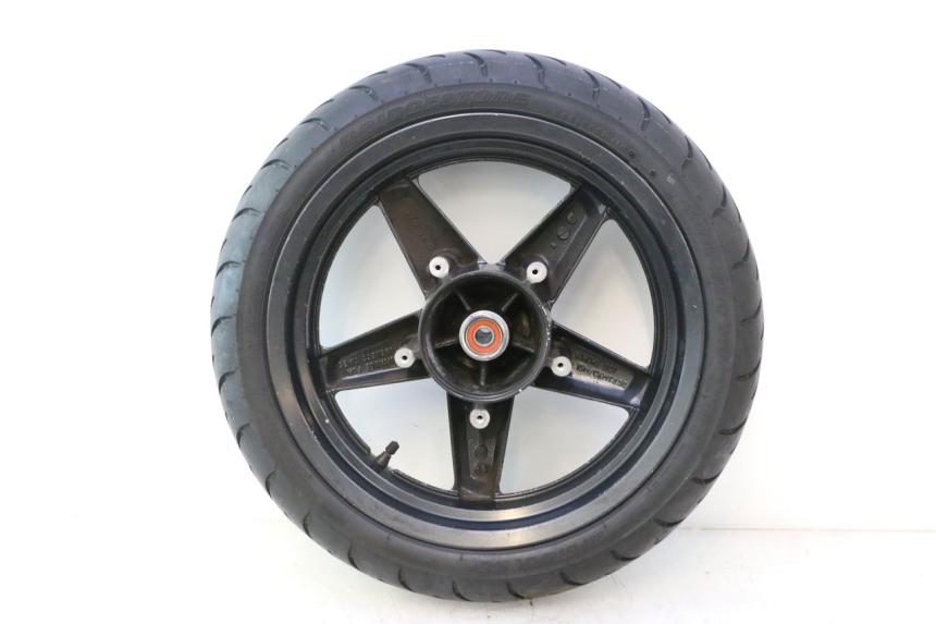 photo de FRONT RIM AND TIRE YAMAHA XMAX X-MAX 125 (2006 - 2009) - Markings and original references