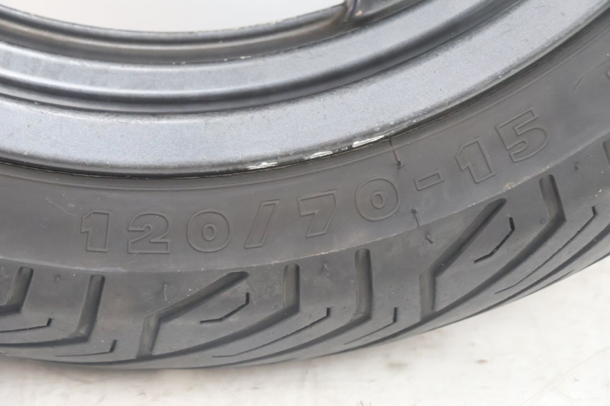 photo de FRONT RIM AND TIRE YAMAHA X-MAX XMAX 125 (2010 - 2013) - Used quality zoom