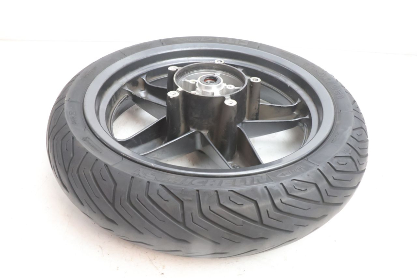 photo de FRONT RIM AND TIRE YAMAHA X-MAX XMAX 125 (2010 - 2013) - Markings and original references