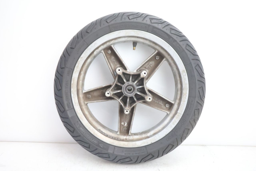 photo de FRONT RIM AND TIRE PIAGGIO X8 STREET 125 (2006 - 2007) - Surface and material condition