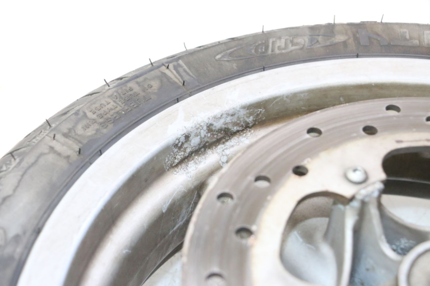 photo de FRONT RIM AND TIRE PIAGGIO X9 EVOLUTION 125 (2003 - 2007) - Component detail