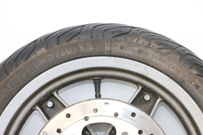 photo de FRONT RIM AND TIRE PIAGGIO X9 EVOLUTION 125 (2003 - 2007) - Supplementary product photo