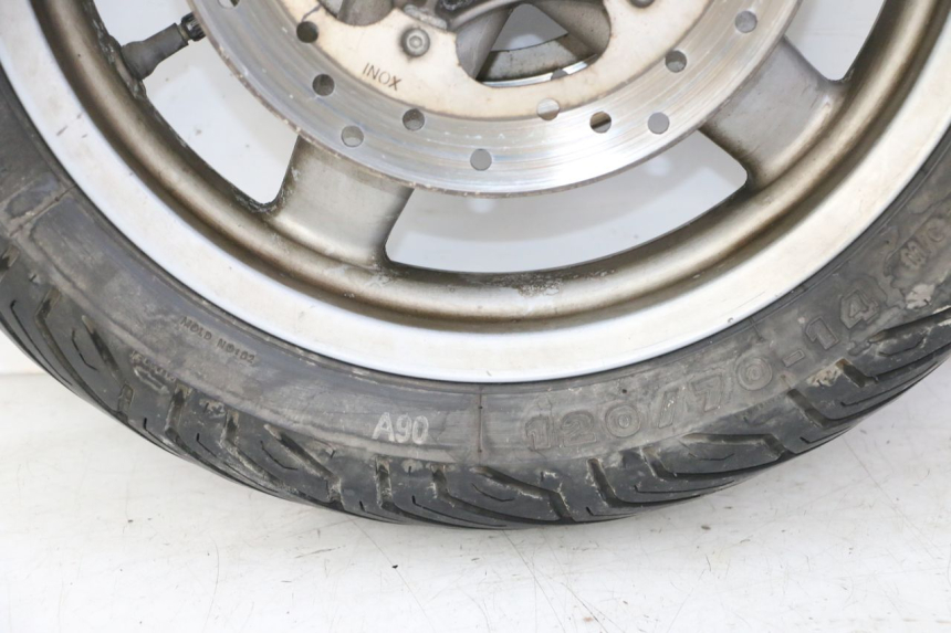 photo de FRONT RIM AND TIRE PIAGGIO X9 EVOLUTION 125 (2003 - 2007) - Alternative angle
