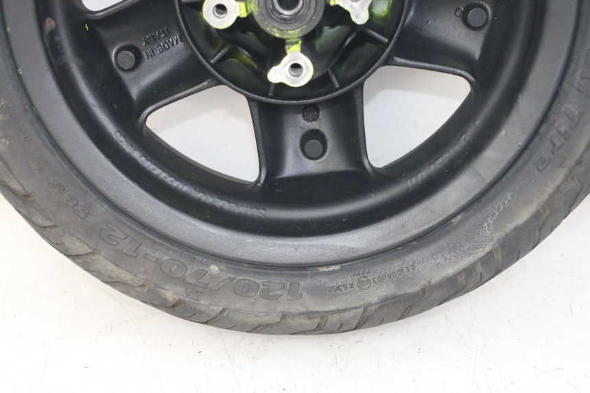 photo de FRONT RIM AND TIRE YAMAHA YP MAJESTY 125 (2002 - 2006) - Markings and original references