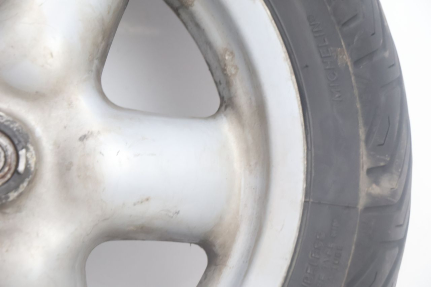 photo de FRONT RIM AND TIRE YAMAHA YP MAJESTY 125 (2002 - 2006) - Product overview