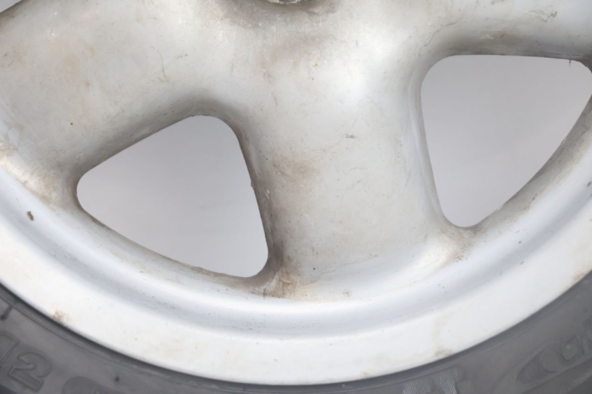 photo de FRONT RIM AND TIRE YAMAHA YP MAJESTY 125 (2002 - 2006) - Fixing points details