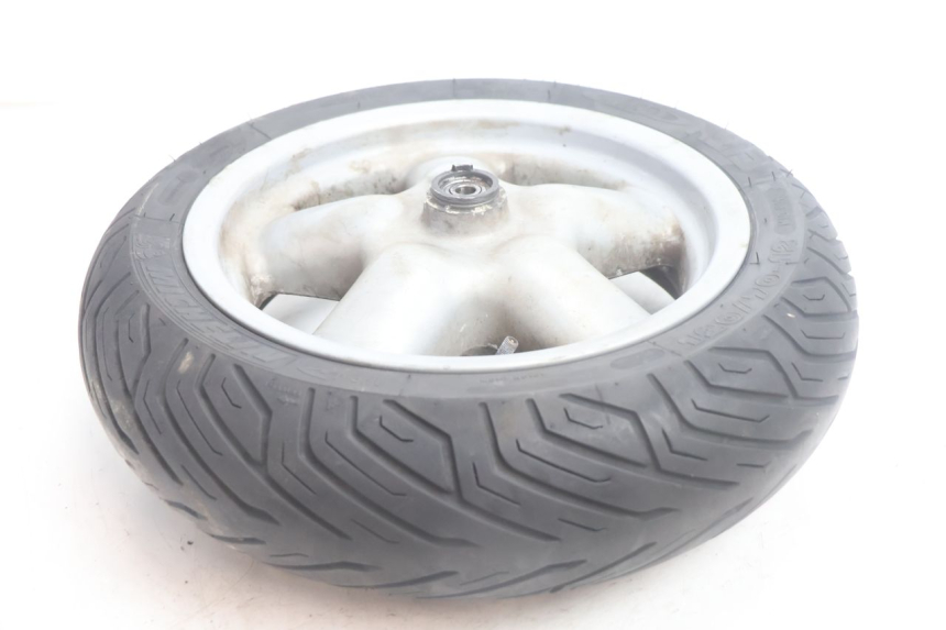photo de FRONT RIM AND TIRE YAMAHA YP MAJESTY 125 (2002 - 2006) - Surface and material condition