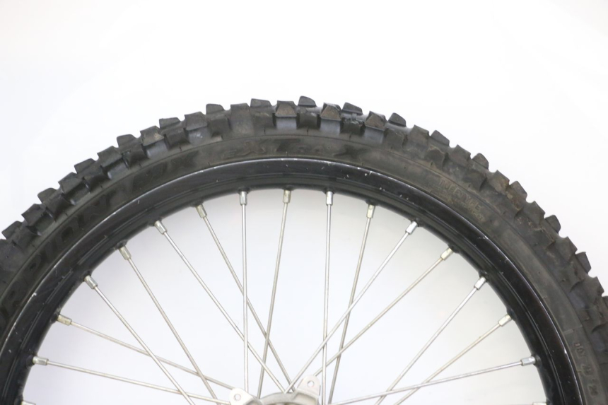 photo de FRONT RIM AND TIRE YAMAHA YZ-F YZF 250 (2014 - 2018) - High-resolution close-up