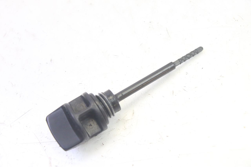 photo de ENGINE OIL DIPSTICK SYM FIDDLE 3 III 125 (2014 - 2020) - Zoom on usage condition